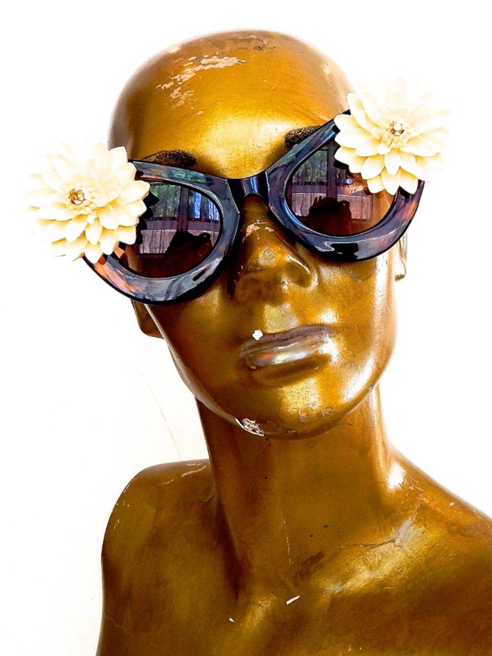 GASOLINE GLAMOUR CATS MEOW CREAM LILY POND GLASSES 🪷🪷🪷